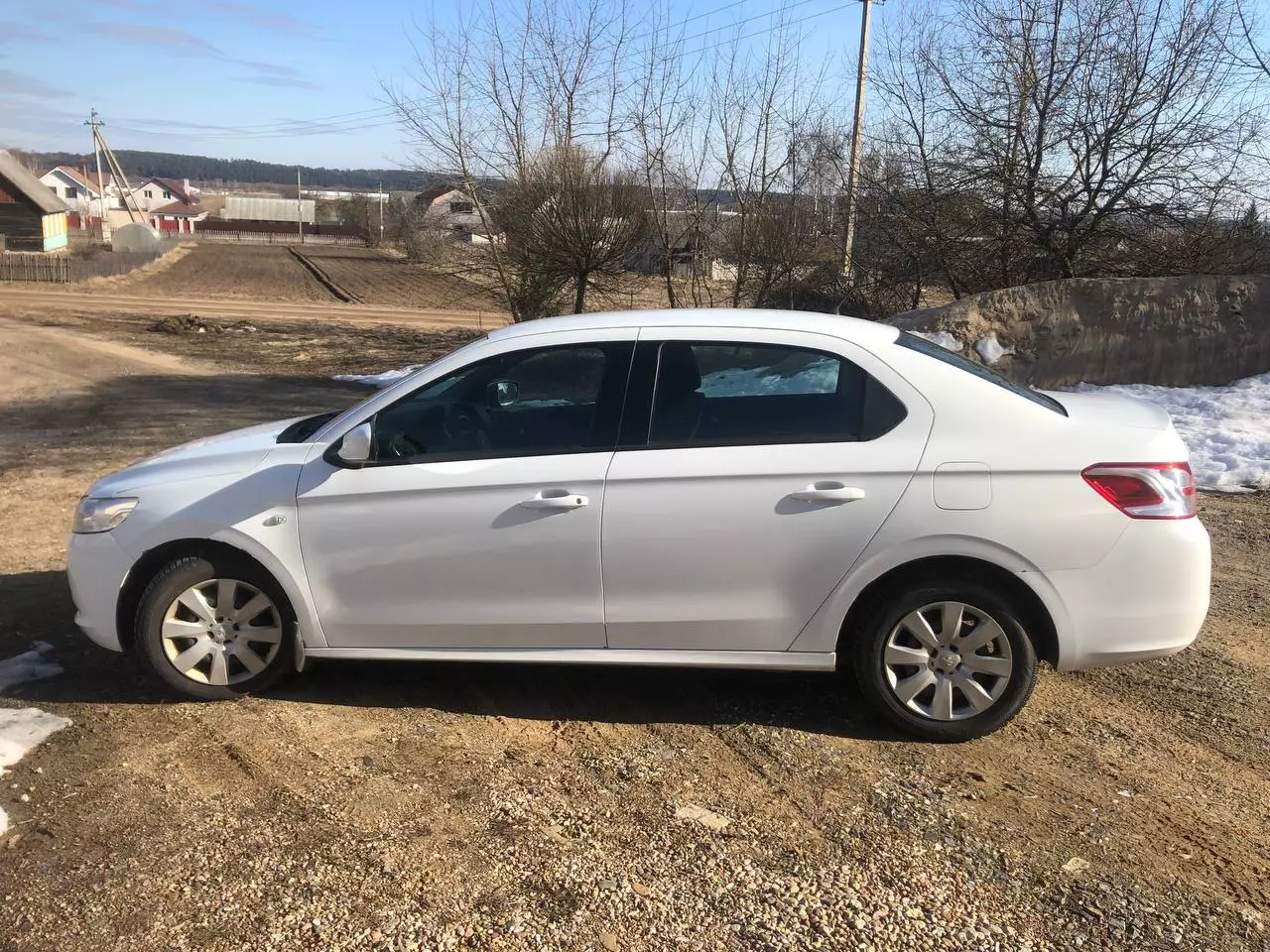 Peugeot 301 I, 2013