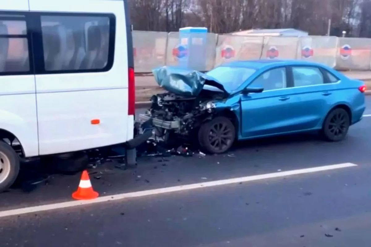 В Минске водитель с 1,74 промилле врезался в микроавтобус