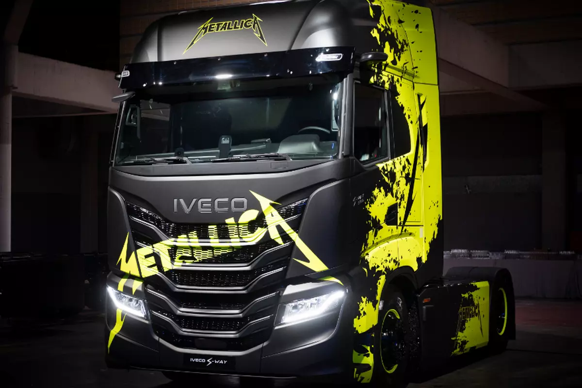 В европейский тур Metallica отправится с грузовиками S-eWay и S-Way Metallica Special