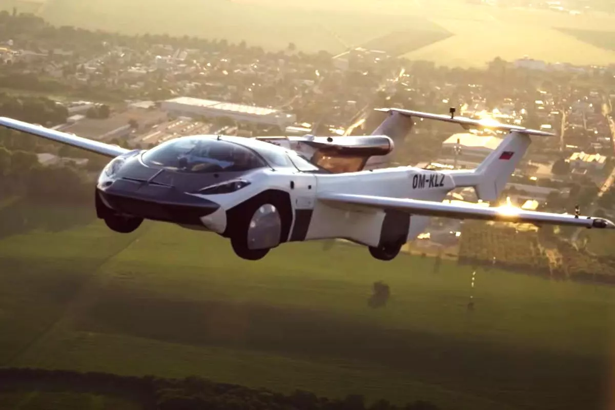 Эпоха летающих автомобилей наступит после 2050 года