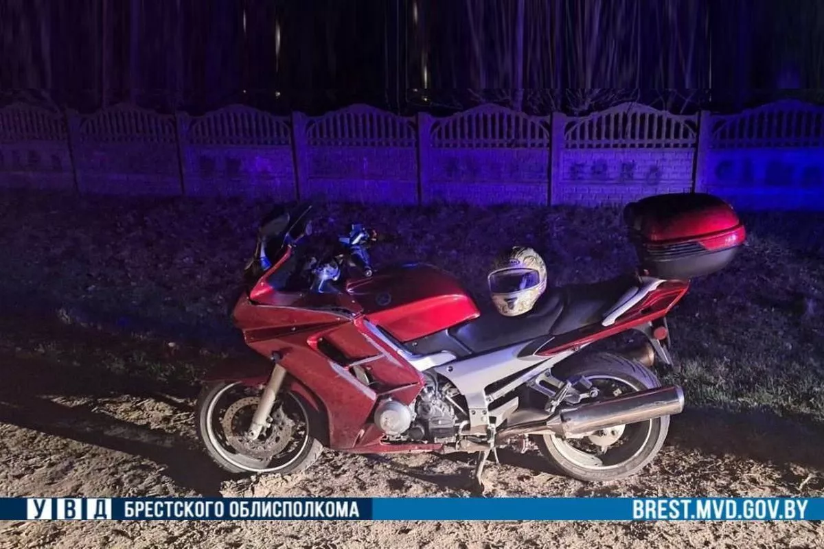 Мотоциклист столкнулся с легковушкой в Пружанском районе
