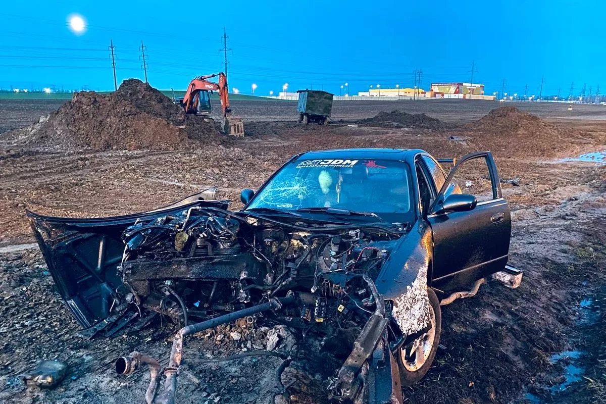На МКАД разбилась легковая Mazda – произошло возгорание