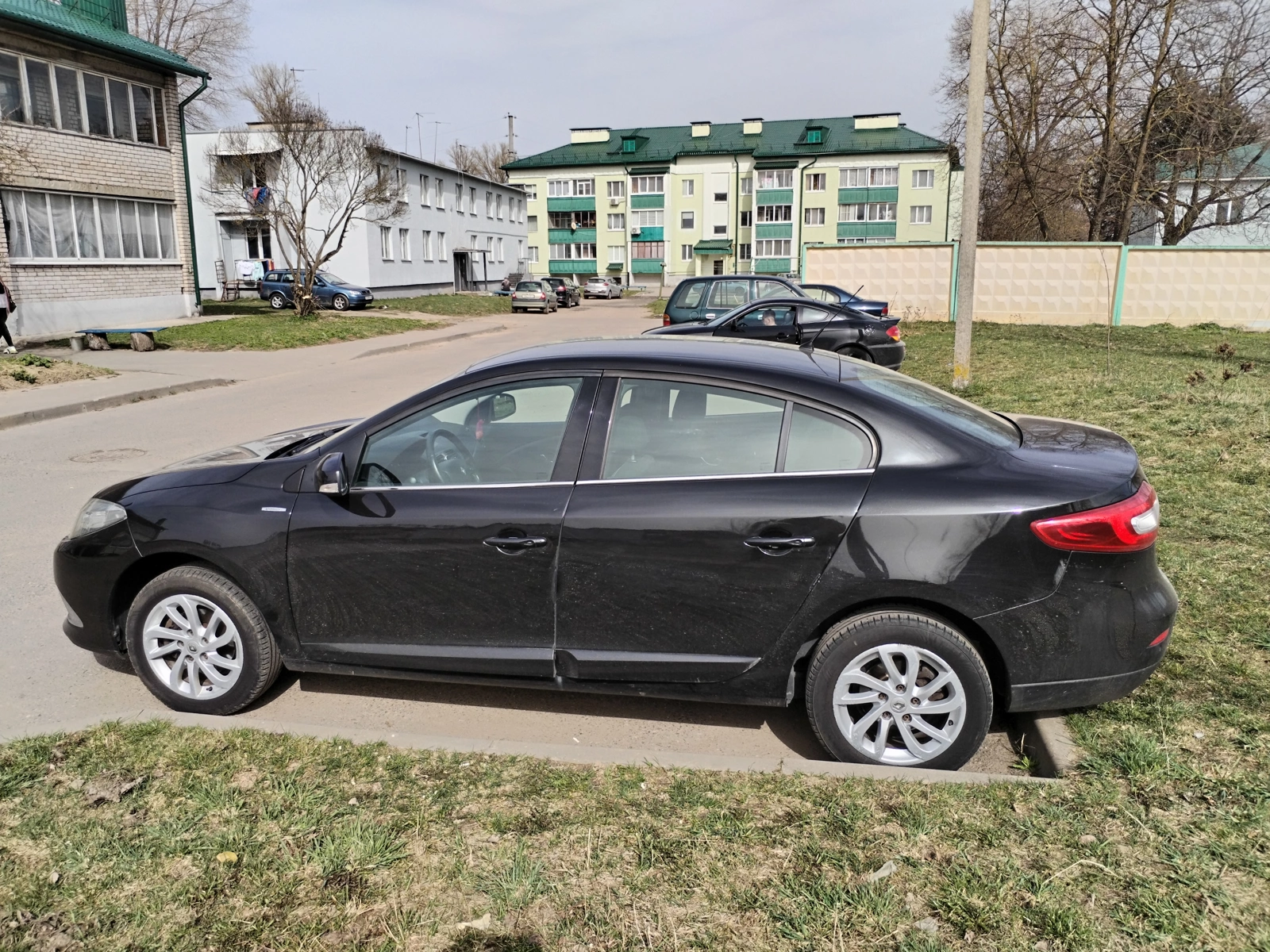 Купить Рено Флюенс бу, цены на продажу Renault Fluence с пробегом