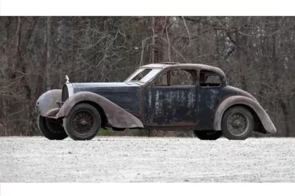 Цирковой Bugatti Type 57 выставили на аукцион