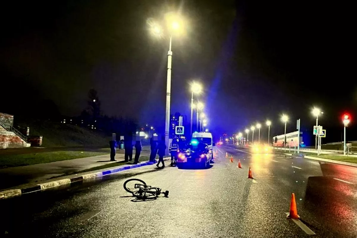 В Витебске юный велосипедист попал под машину на переходе