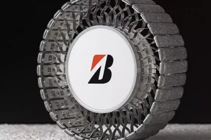 Bridgestone представила второй концепт для лунных внедорожников