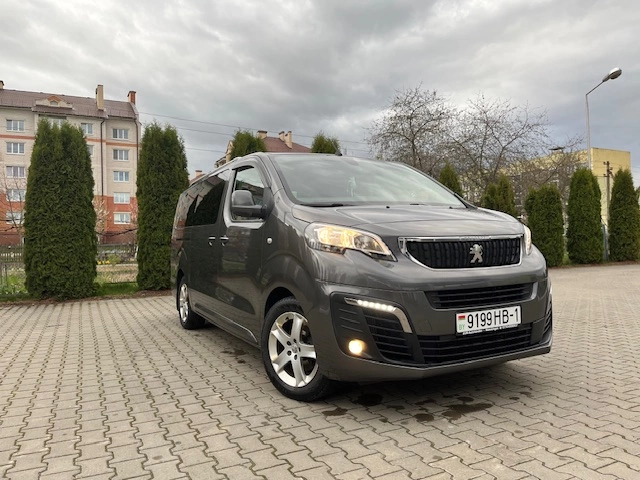 Peugeot Traveller I, 2019