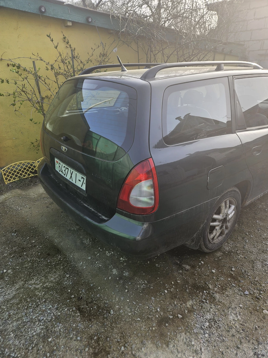 Daewoo Nubira I, 1998