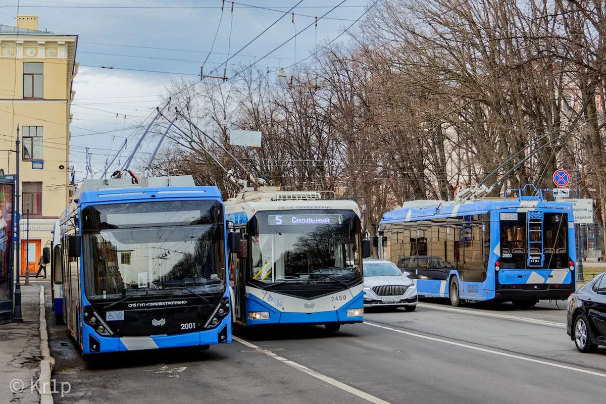 БКМ Холдинг» начал поставку в Петербург троллейбусов «Ольгерд» без УАХ