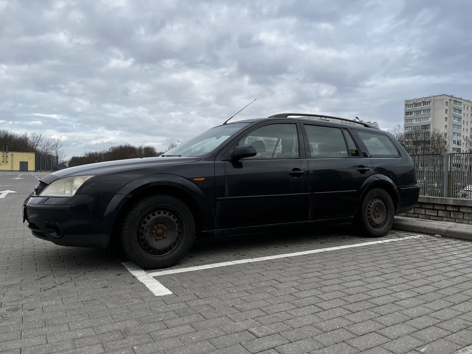 Ford Mondeo III, 2001