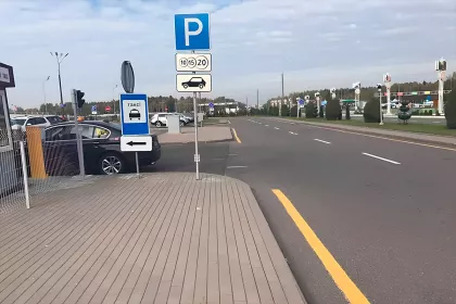 В Национальном аэропорту Минск закрыли одну парковку и открыли резервную