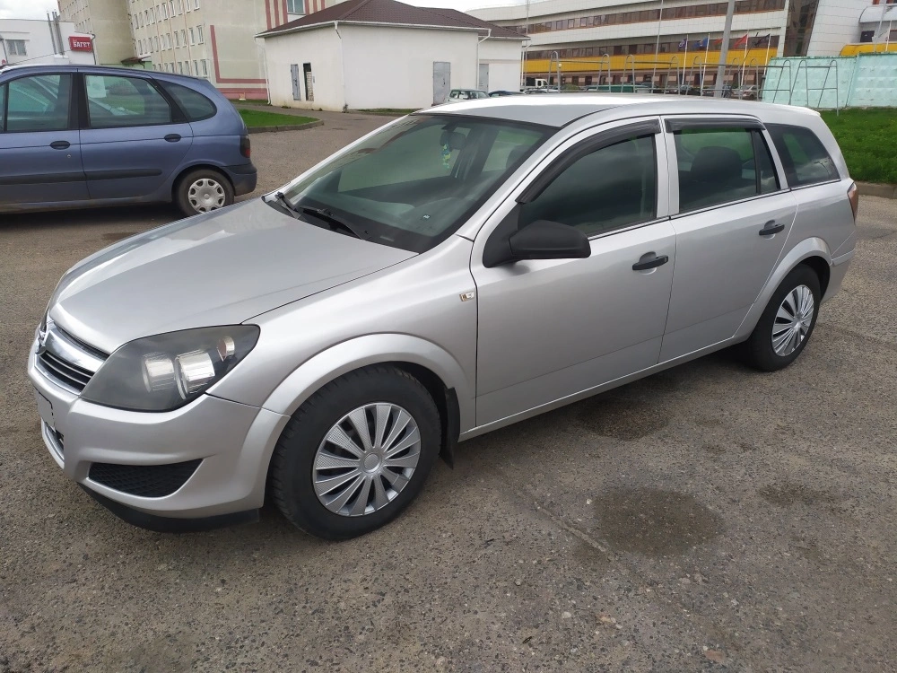 Opel Astra H Рестайлинг, 2009