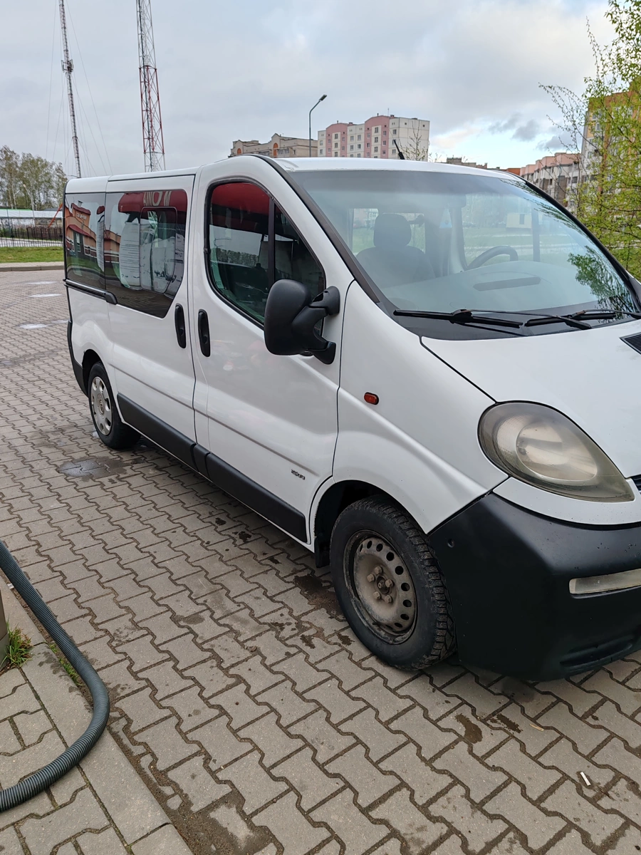 Opel Vivaro A, 2002
