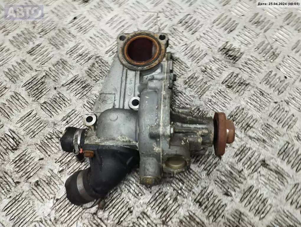 Помпа к Audi A4 1996
