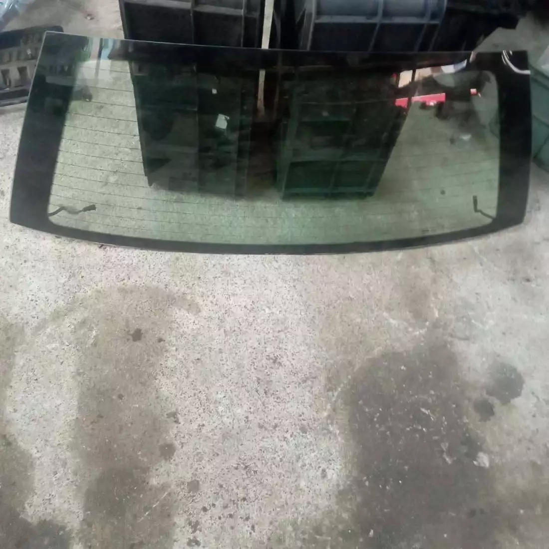Стекло заднее к Fiat Palio 1999