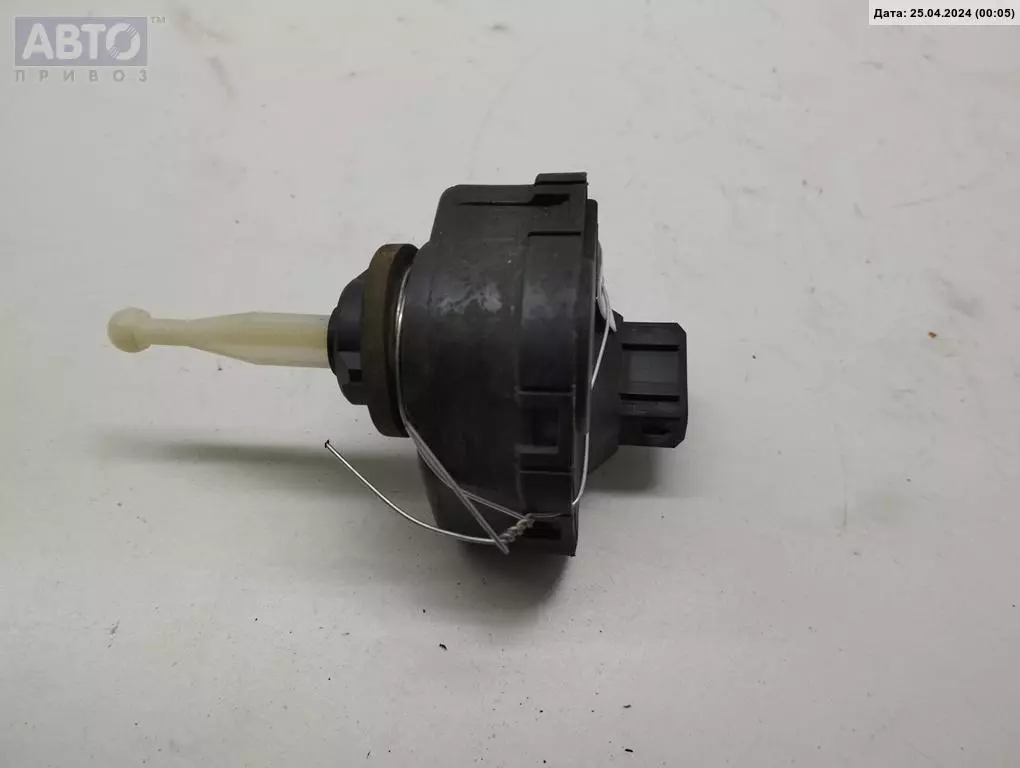 Корректор фар к Audi A4 1997