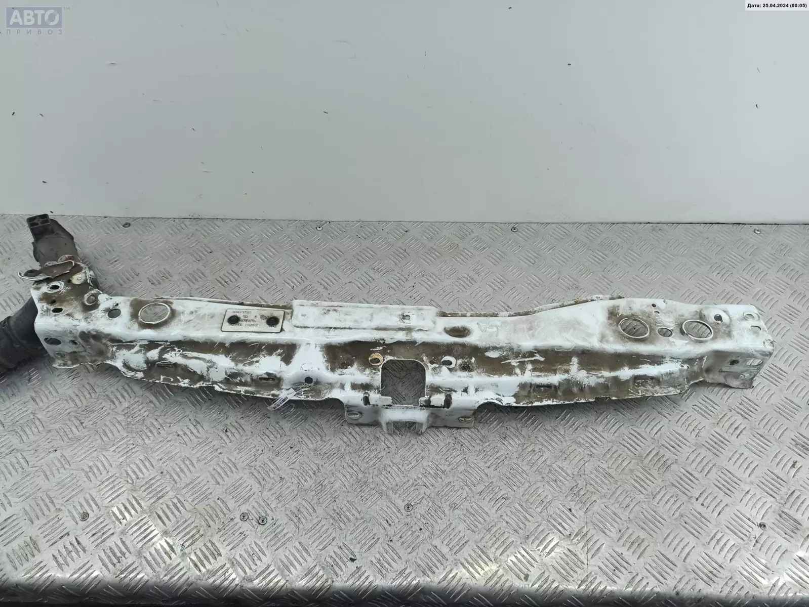 Планка под капот к Ford Transit 2006