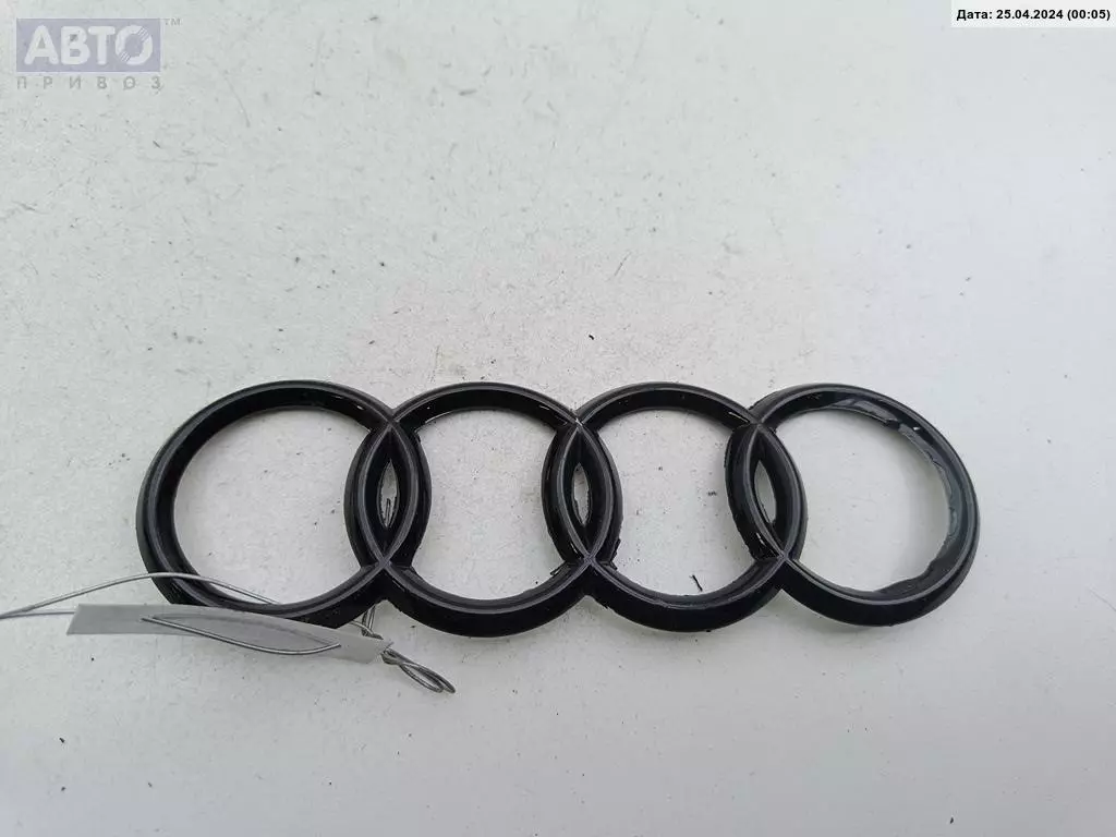 Эмблема к Audi A6 1999