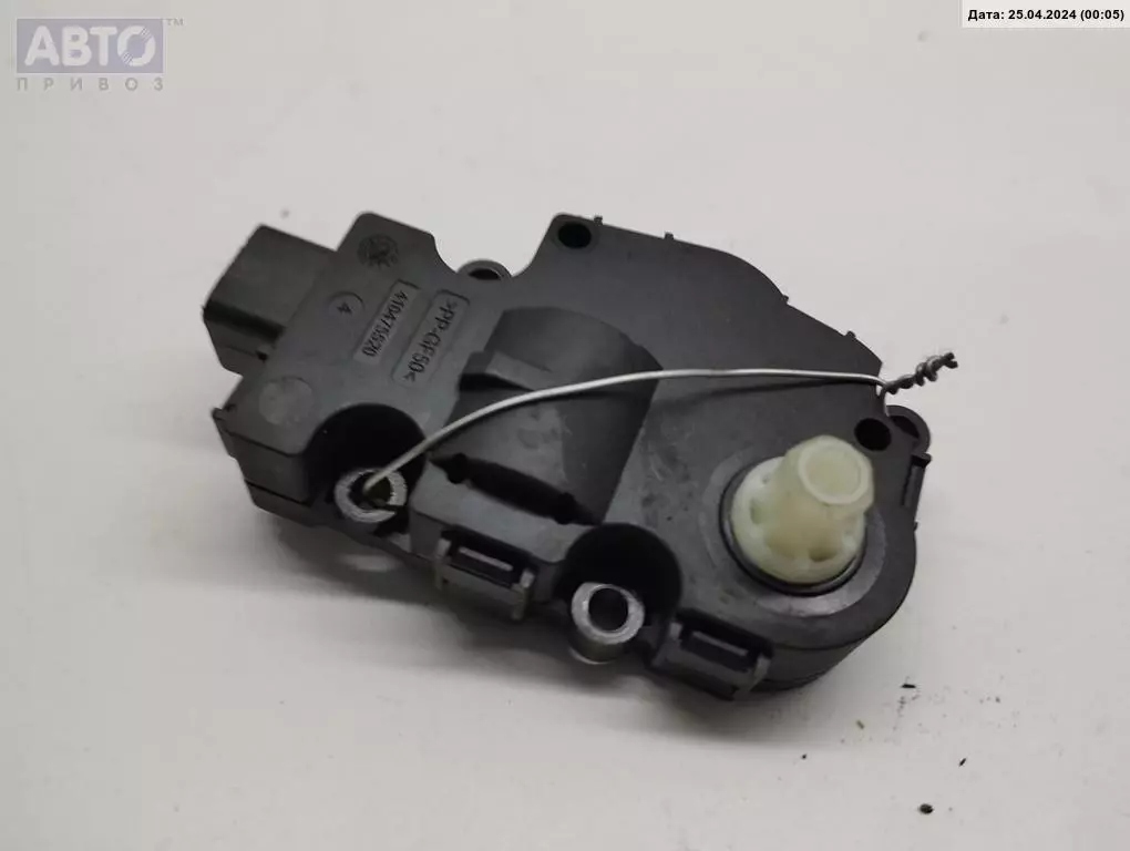 Клапан печки к Audi A4 2008