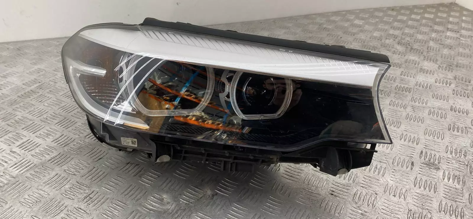 Фара правая к BMW  2019