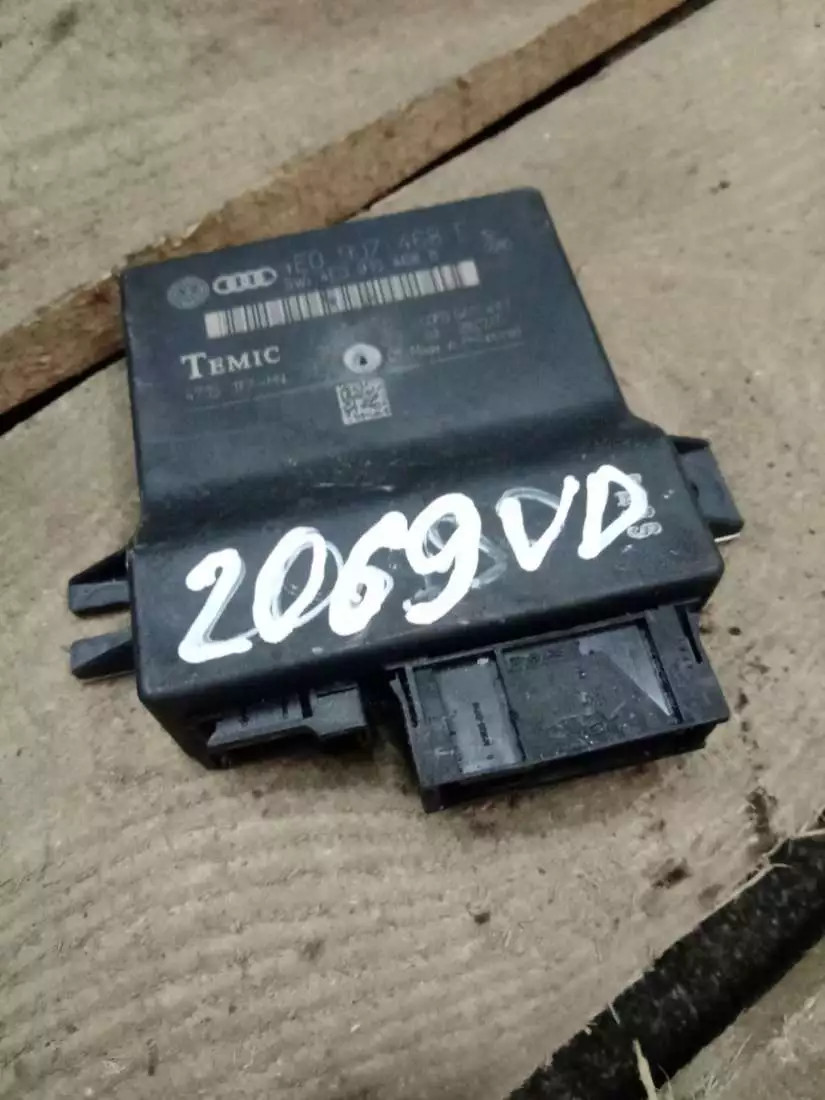 Блок комфорта к Audi A8 2004