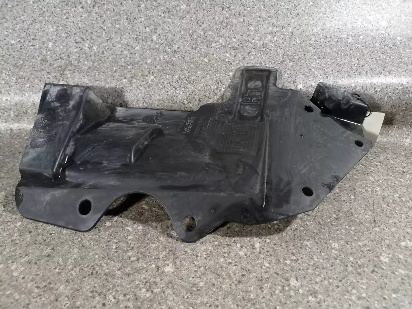 Пыльник двигателя к Nissan Qashqai 2008