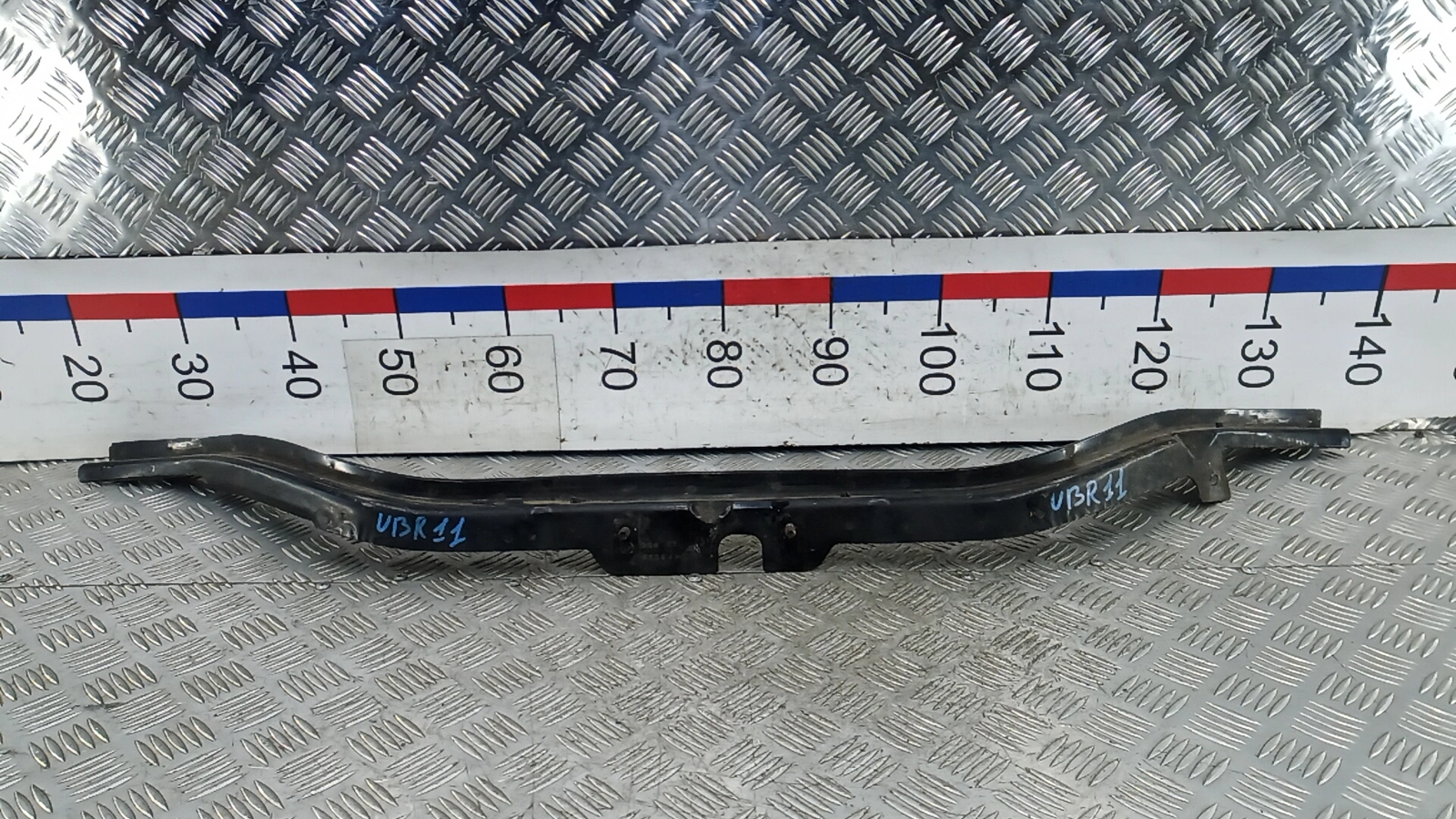 Рамка капота к Jeep Grand Cherokee 2009
