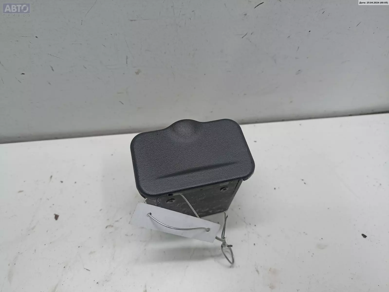 Пепельница к Opel Zafira 2001