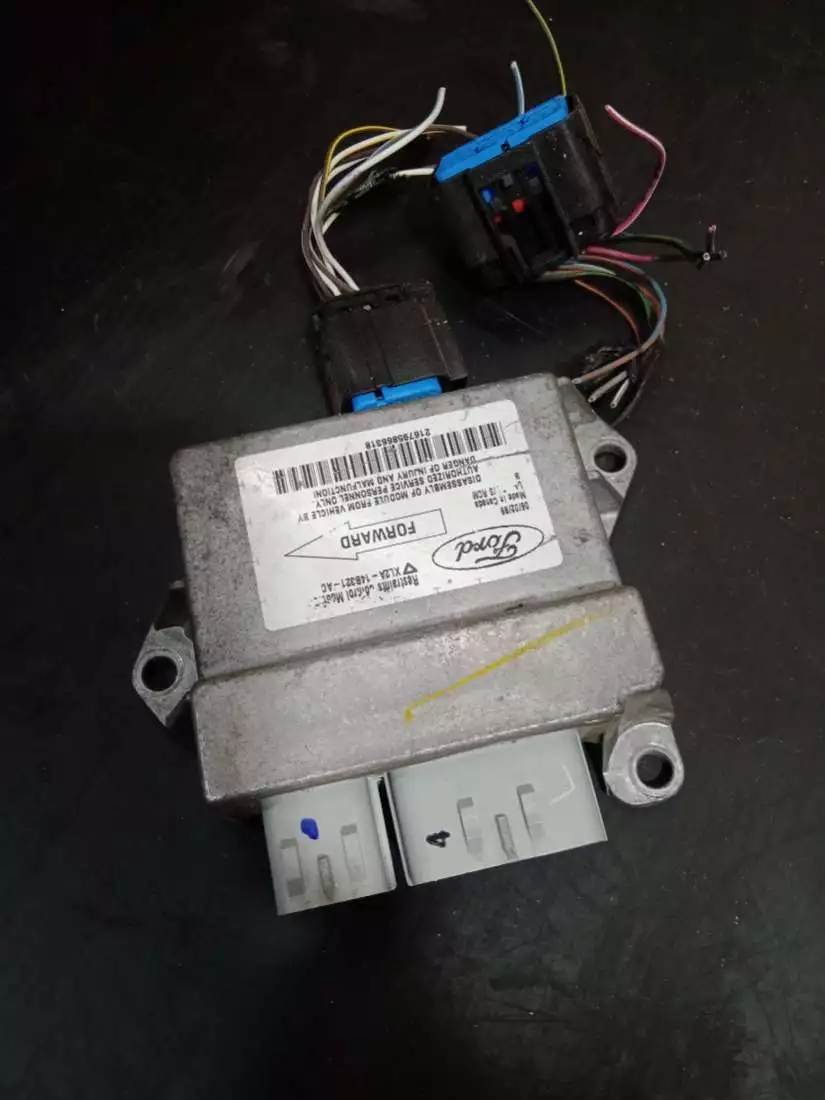 Блок AirBag к Ford Explorer 1999