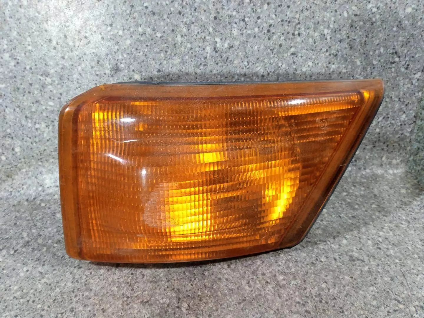 Поворотник левый к Iveco  2003