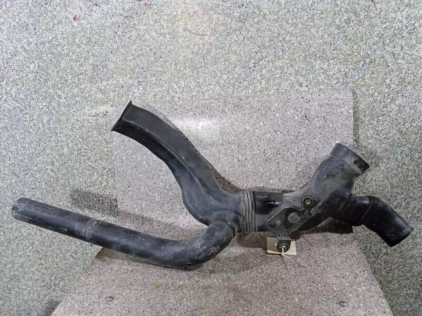 Патрубок к Opel Vectra 2001