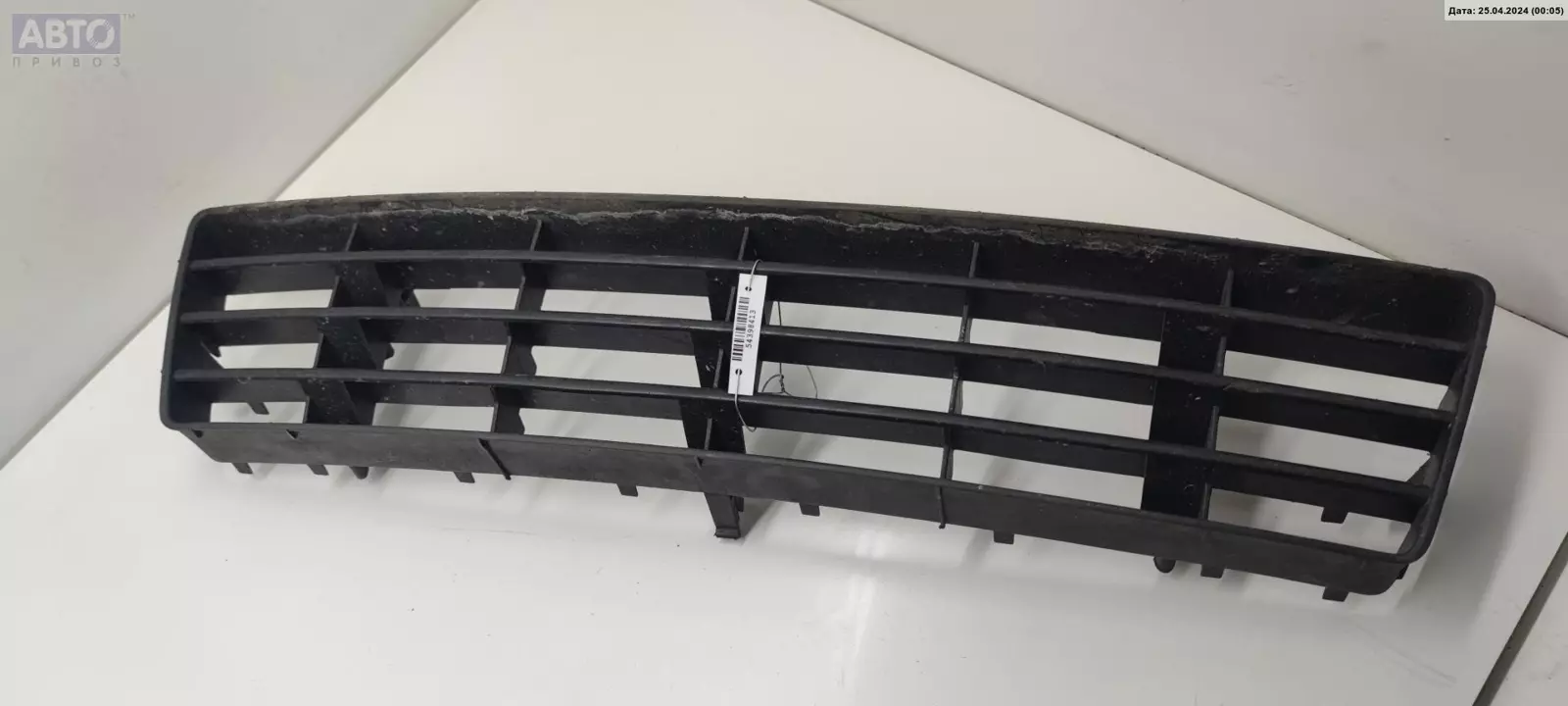 Решетка бампера к Audi A6 1999