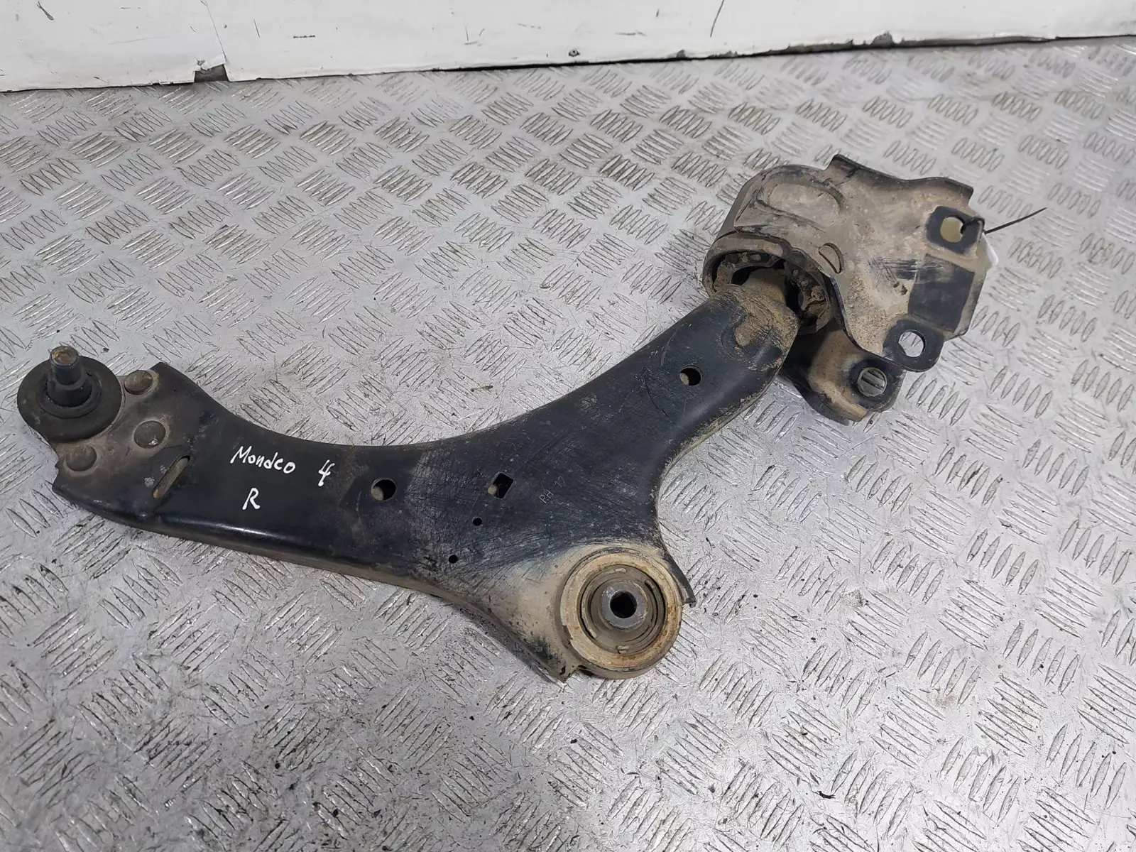 Рычаг передний правый к Ford S-MAX 2008
