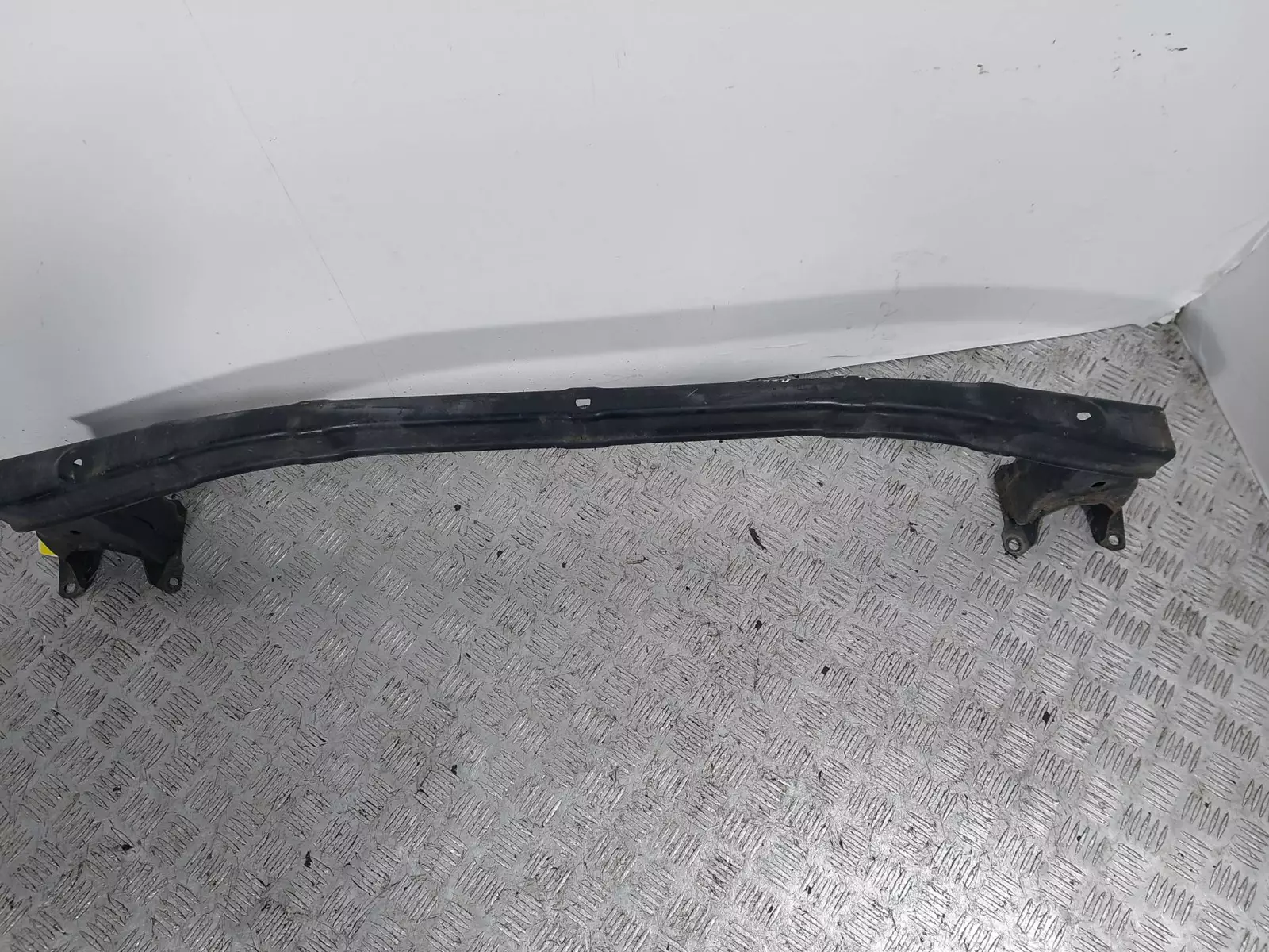 Усилитель бампера к Mazda 6 2009