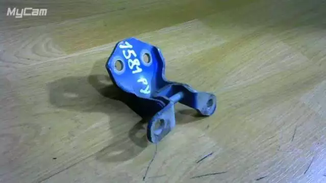 Петля двери к Kia Rio 2003