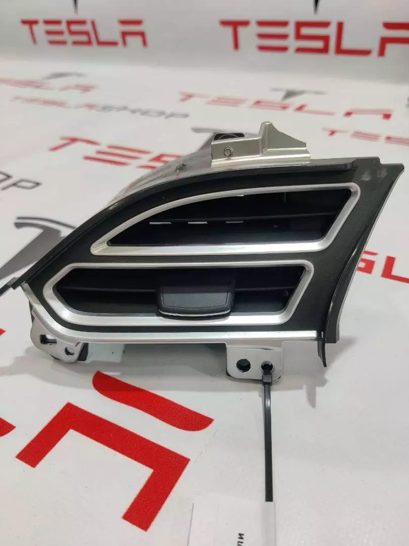 Воздуховод к Tesla Model S 2014