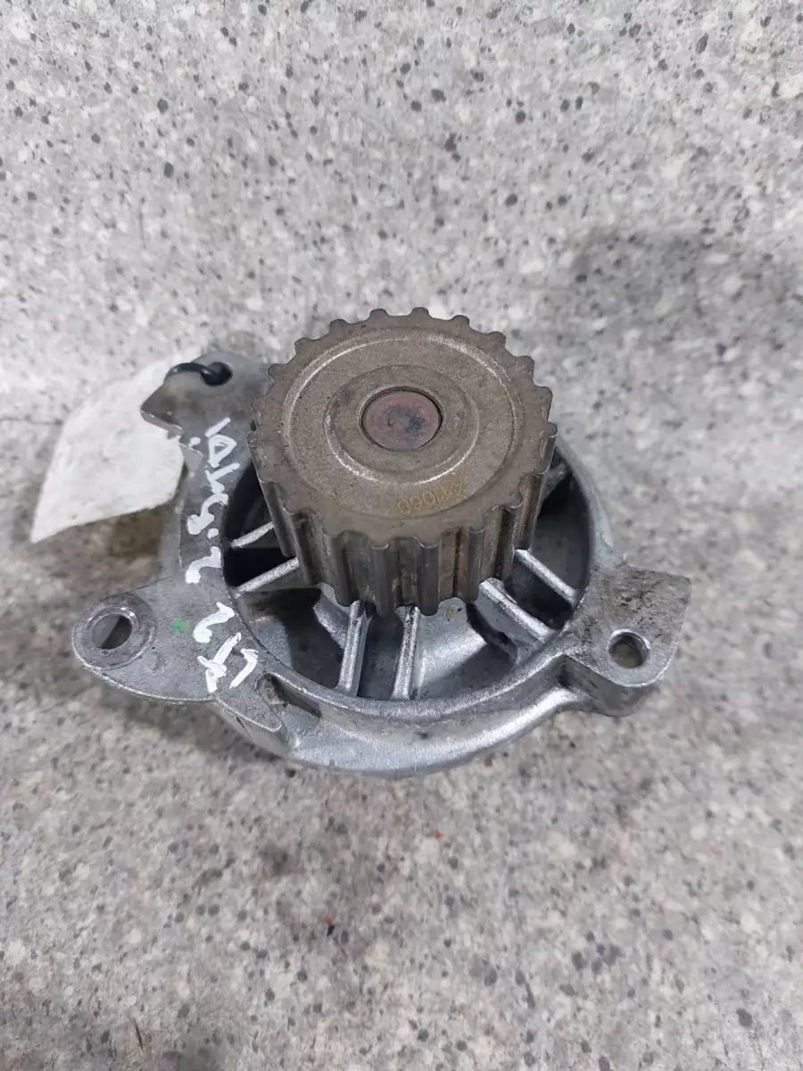 Помпа к Volkswagen Volt 2001