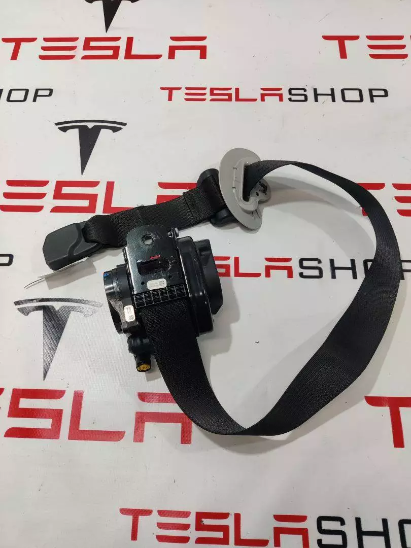 Ремень безопасности к Tesla Model Y 2021