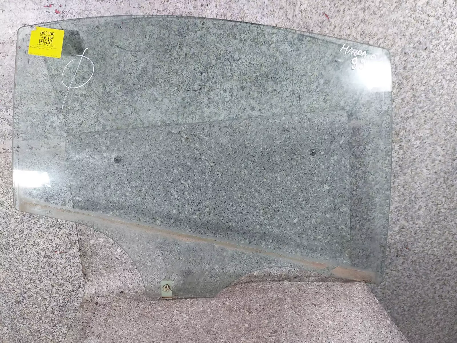 Стекло двери задней правой к Mazda 6 2004