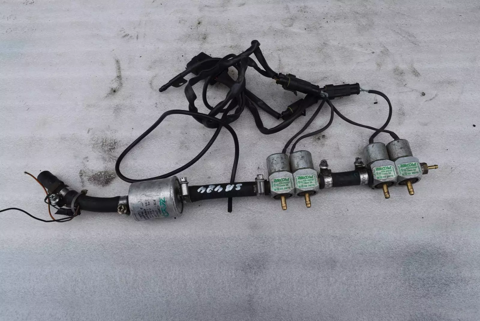 Форсунка к Audi A6 1994