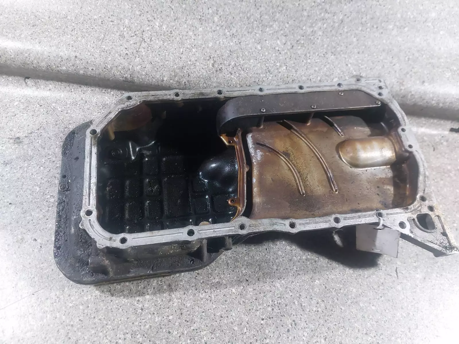 Поддон к Nissan Primera 1994