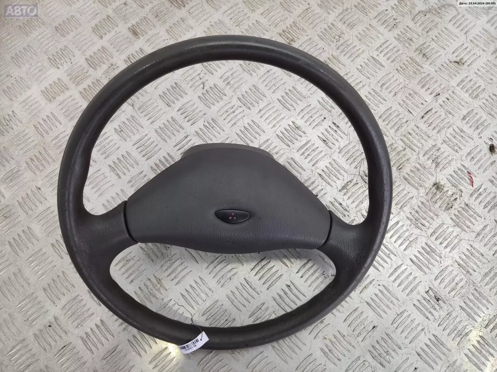 Руль к Mitsubishi Colt 1994