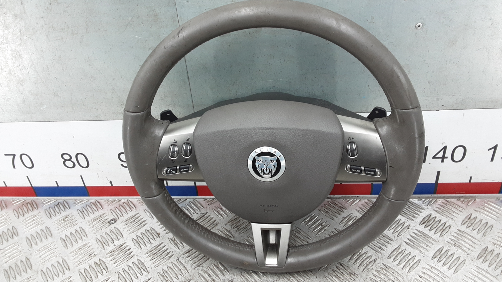Подушка безопасности водителя к Jaguar XF 2009