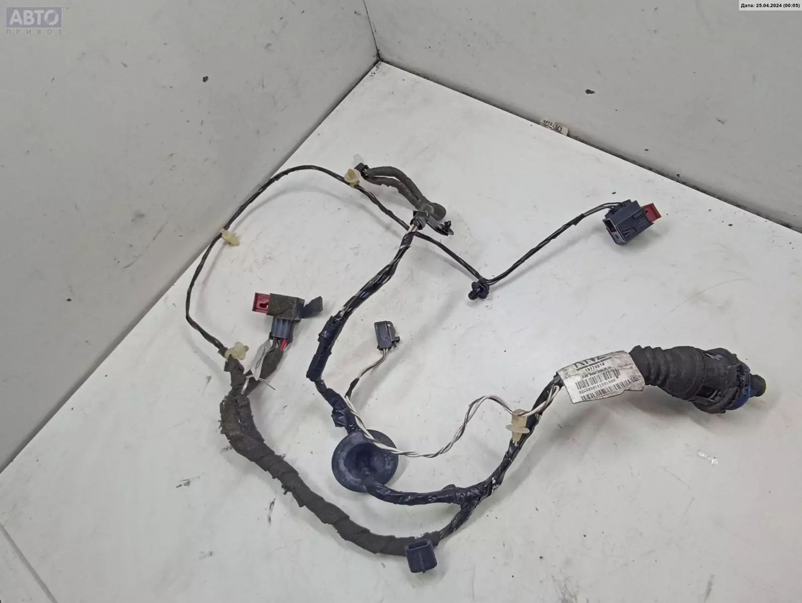 Проводка двери к Opel Signum 2005