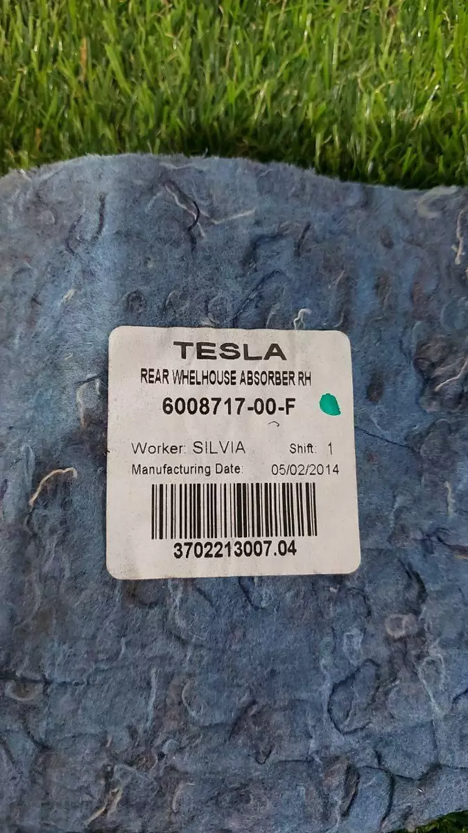 Обшивка салона к Tesla Model X 2018