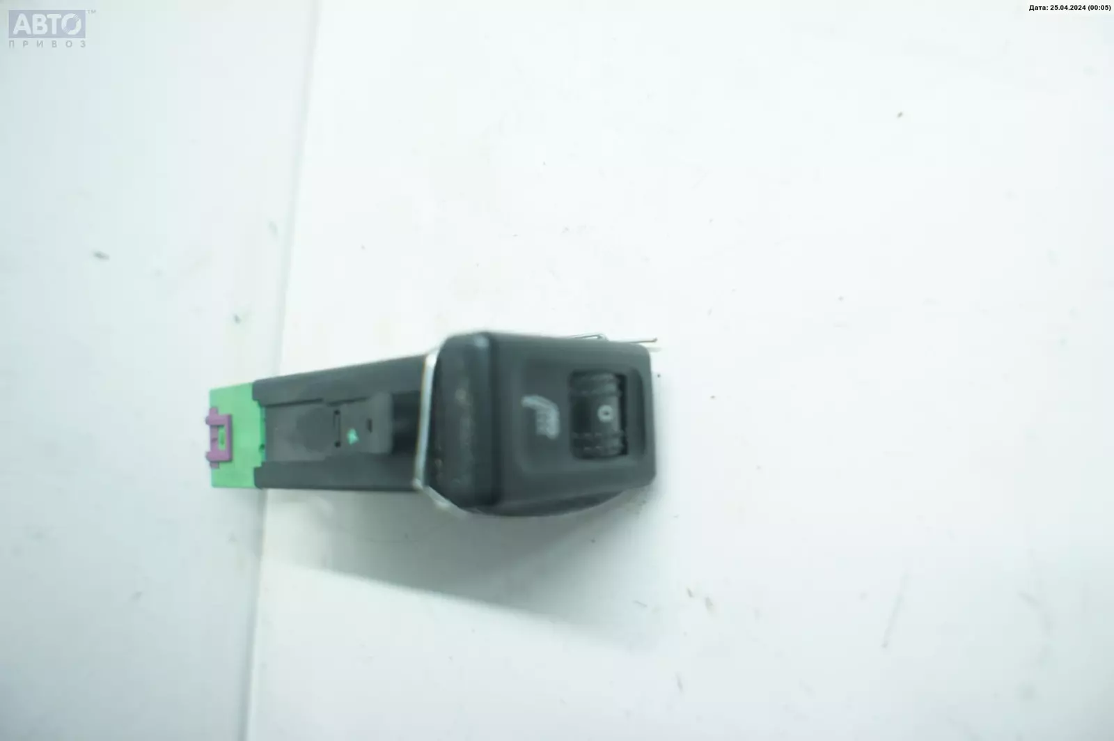 Кнопка  к Ford Galaxy 2001