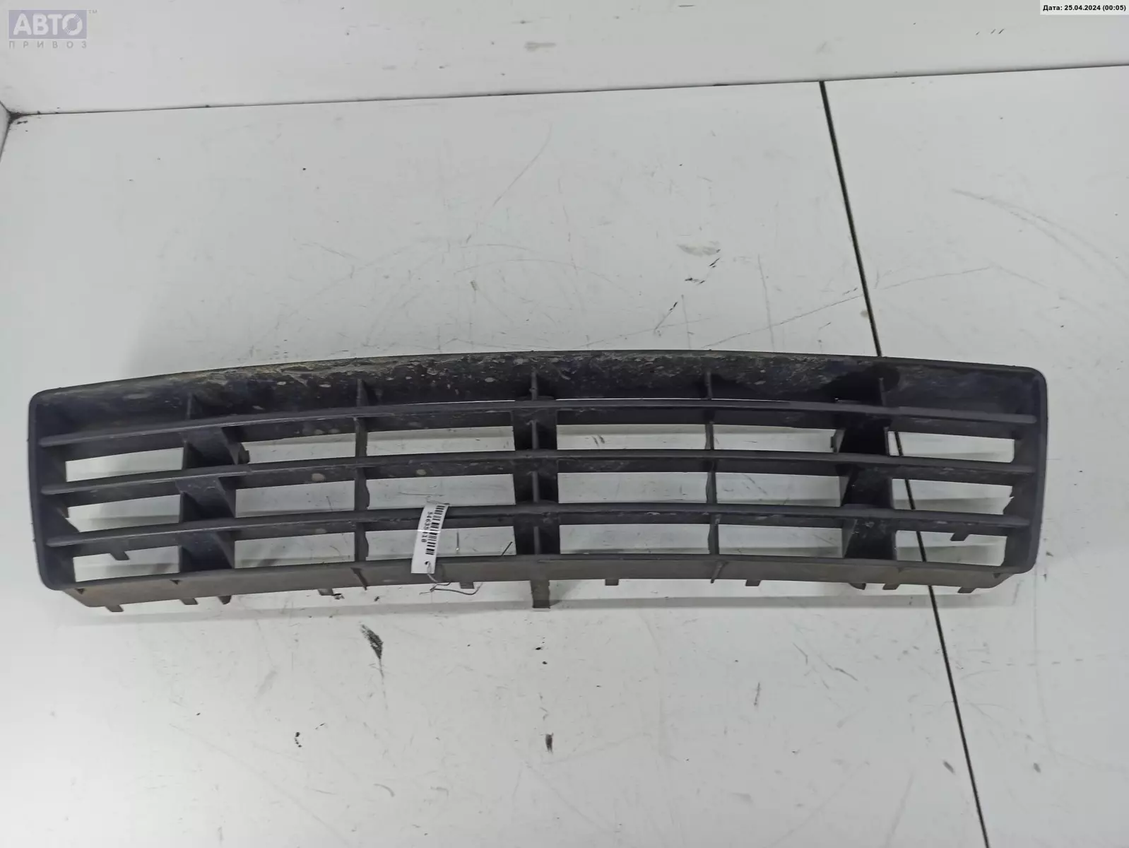 Решетка бампера к Audi A6 2001