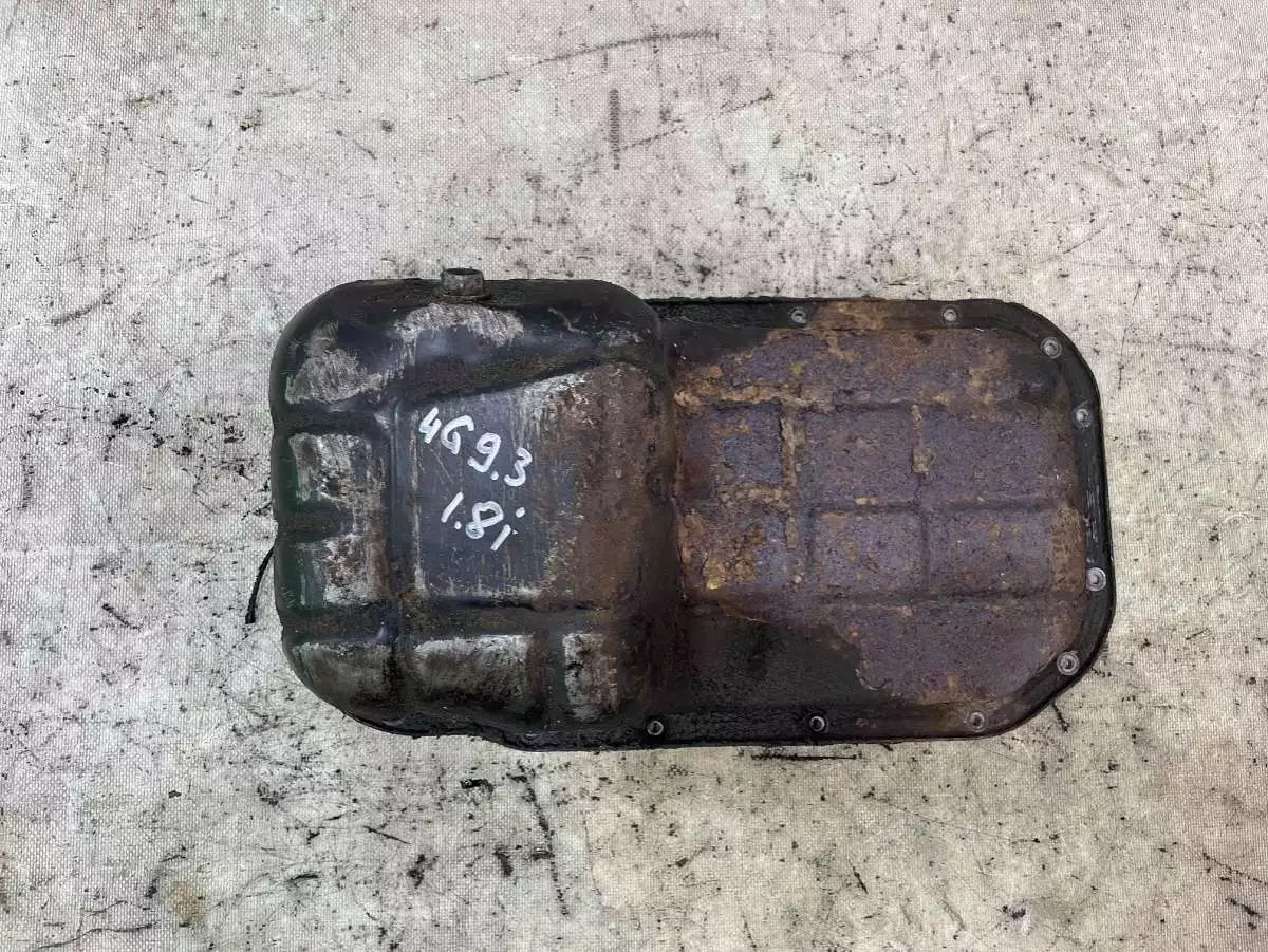 Поддон к Mitsubishi Space Runner 1997