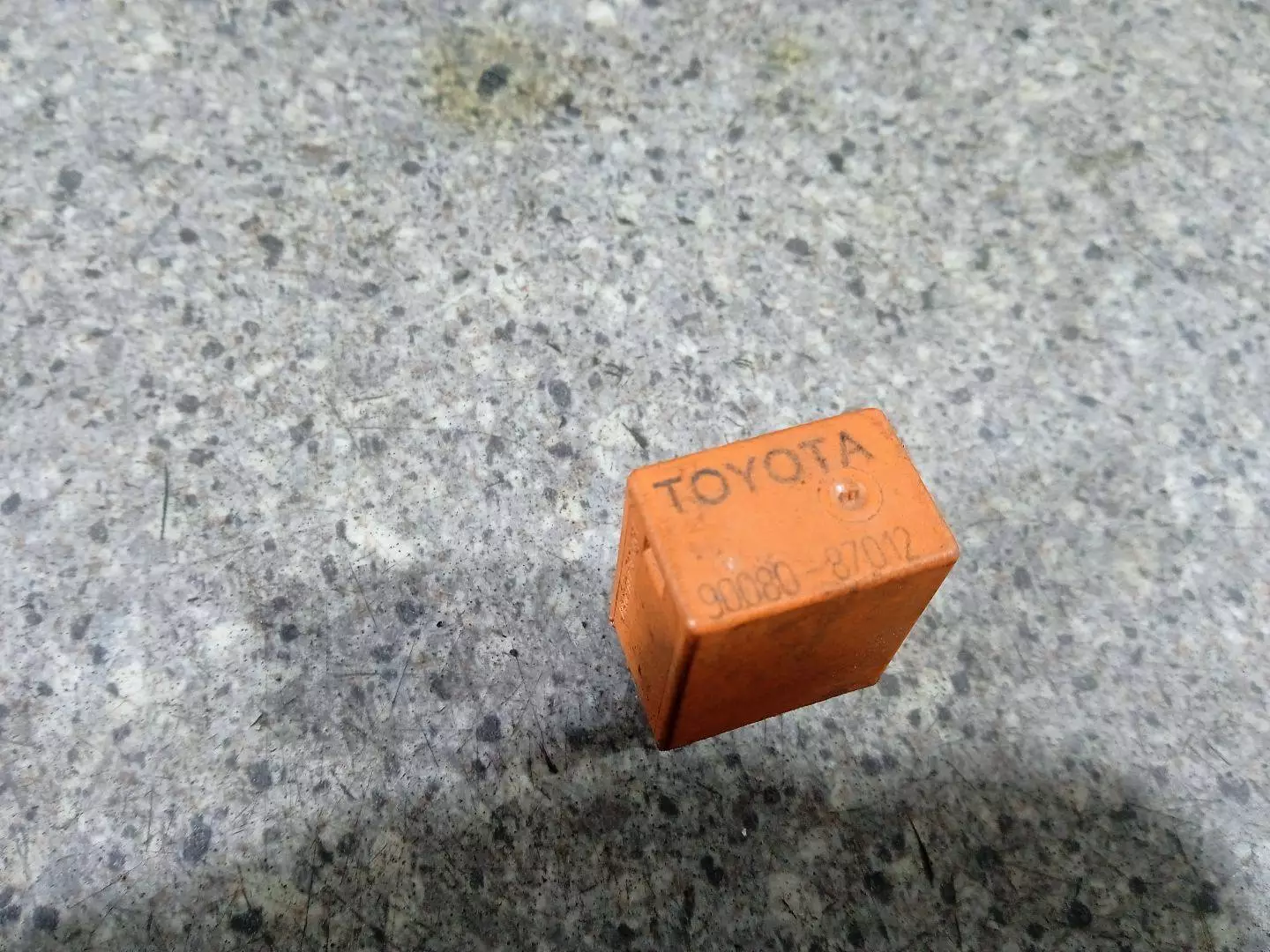 Реле (прочие) к Toyota Verso 2011
