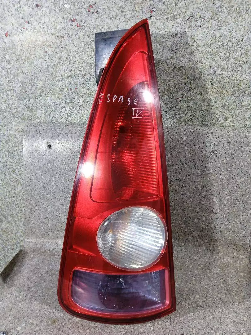 Фонарь задний левый к Renault Espace 2004